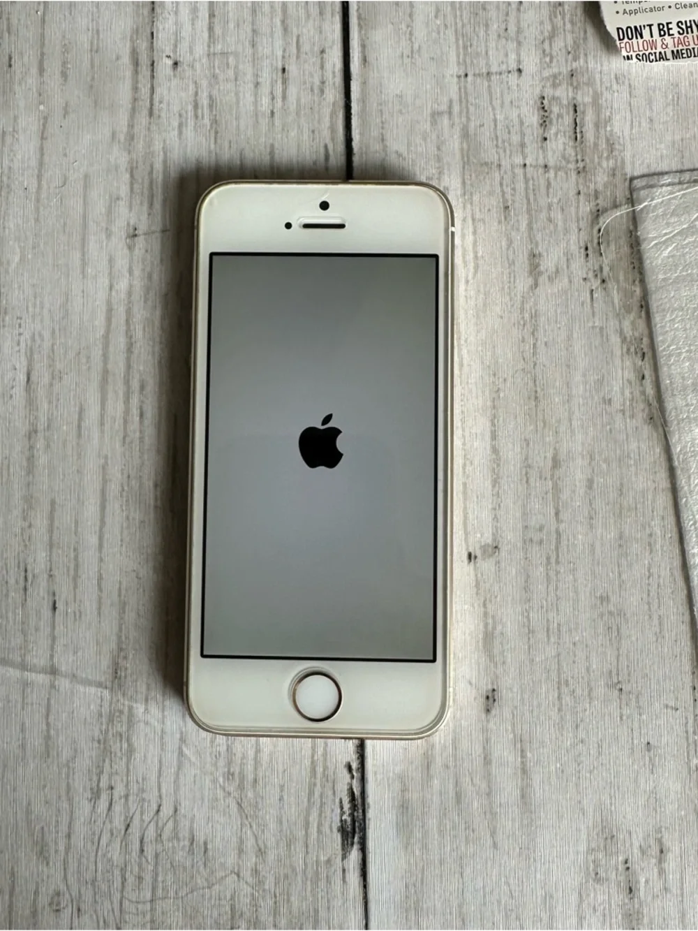 PREOWNED APPLE IPHONE 5S MODEL A1533 - Picture 3 of 7